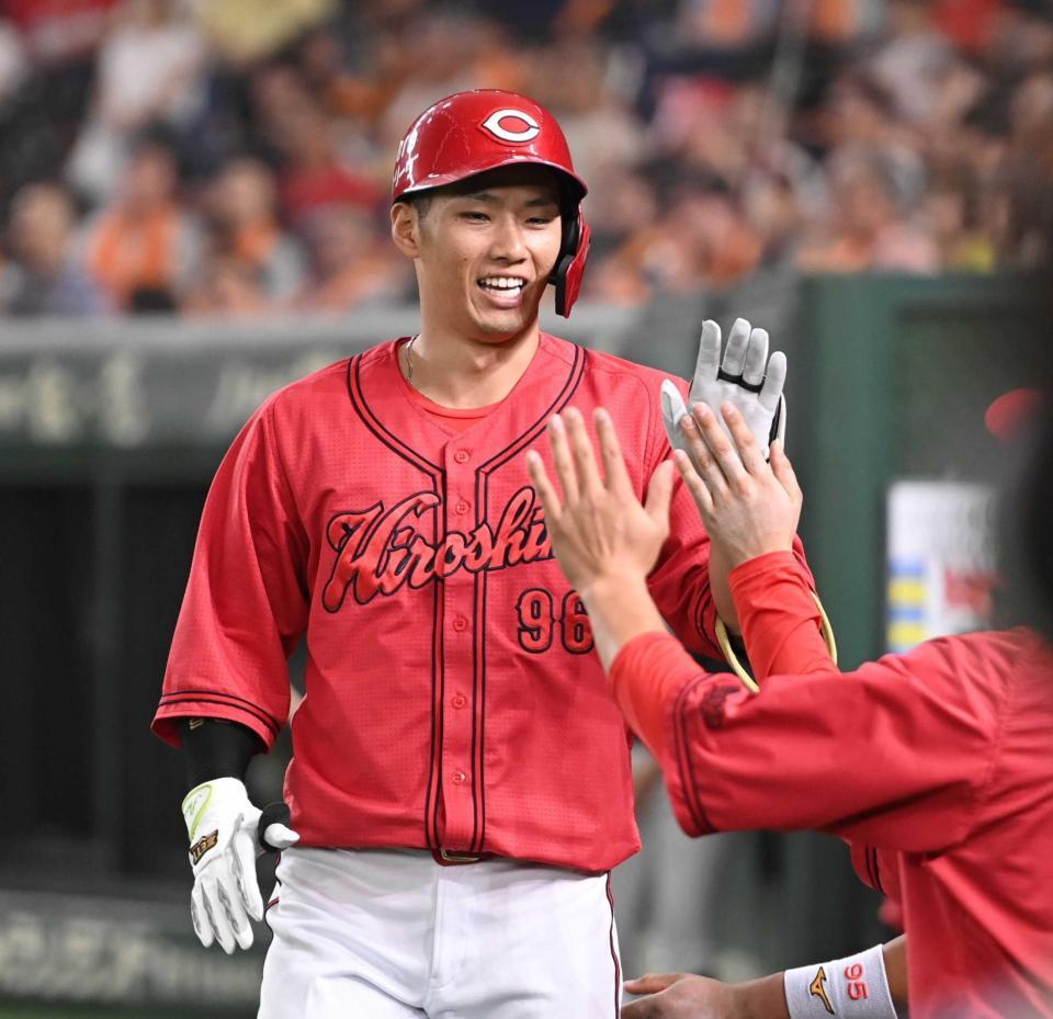 広島・中村奨成「あまい球を一発で仕留められた」 チーム41