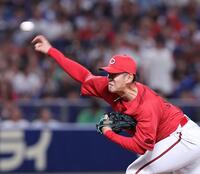 　１回無失点と好投する遠藤（撮影・市尻達拡）