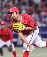 　１回無失点と好投する中崎（撮影・市尻達拡）