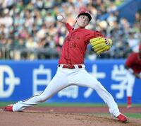 　ヤクルト打線に立ち向かう森下（撮影・佐藤厚）