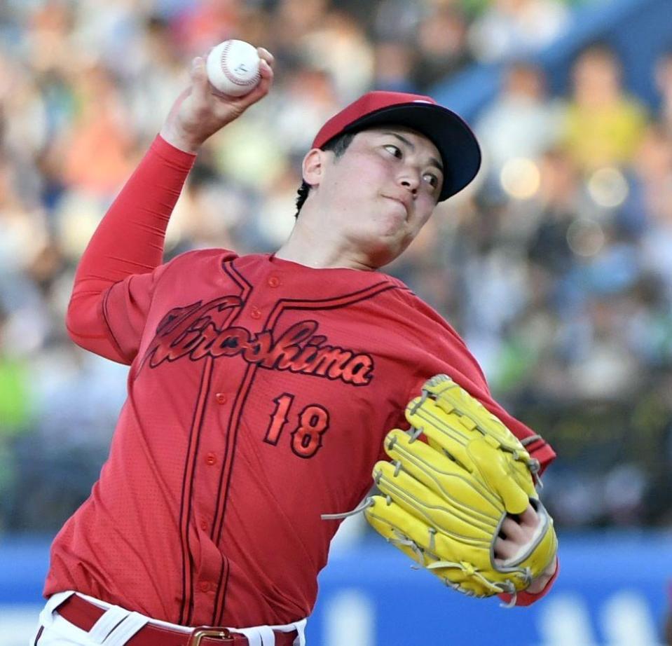 　ヤクルト打線に立ち向かう森下（撮影・佐藤厚）