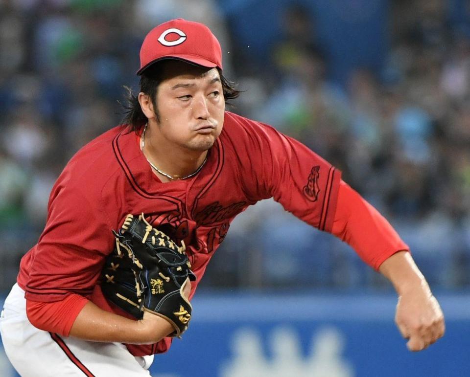 　ヤクルト打線を相手に力投する床田（撮影・佐藤厚）