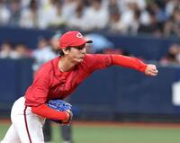 　５回から登板する森浦（撮影・北村雅宏）