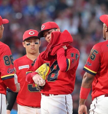 広島　森下暢仁が両リーグワースト１２敗目　４回５失点乱調で自身７連敗の悪夢　打線は１６度目の完封負け