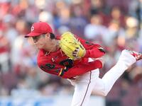 　先発し、力投する森下（撮影・市尻達拡）