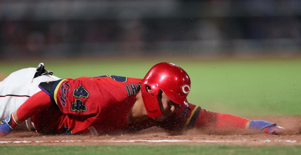 　６回、一ゴロで一塁へヘッドスライディングする林（撮影・市尻達拡）