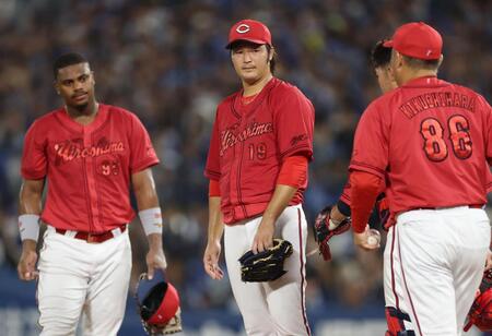 　６回、降板する床田（撮影・金田祐二）