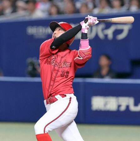 ８回、決勝犠飛を放つ