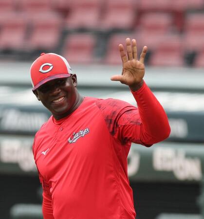 【写真】広島　クレート通訳が１軍合流　３連覇時に懸命通訳で脚光