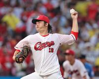 　先発し、力投する床田（撮影・市尻達拡）