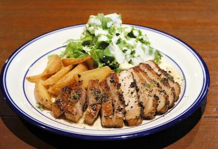 　モンテロが来店したら必ず食べるポークチョップ