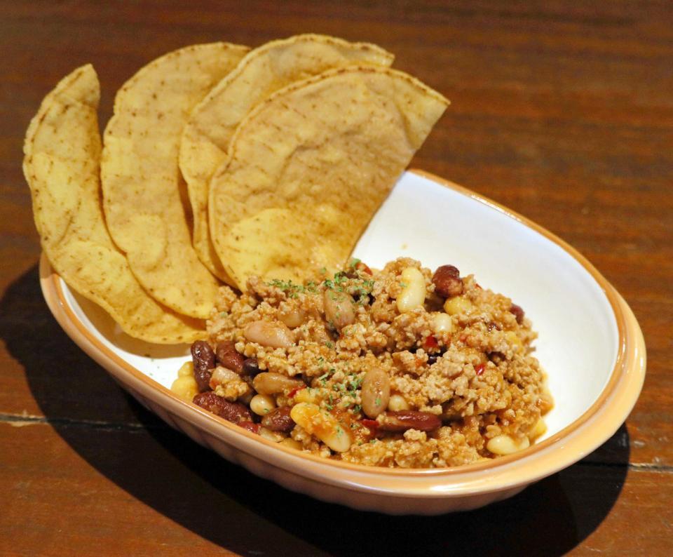 　定番メニューのオリジナル「チリビーンズ」