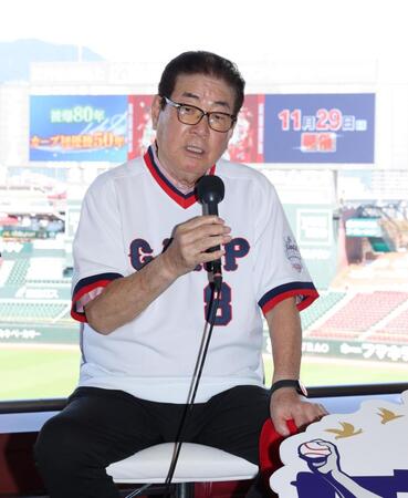 　カープＯＢ戦・レジェンドゲームの会見に臨む元広島・山本浩二氏（撮影・市尻達拡）