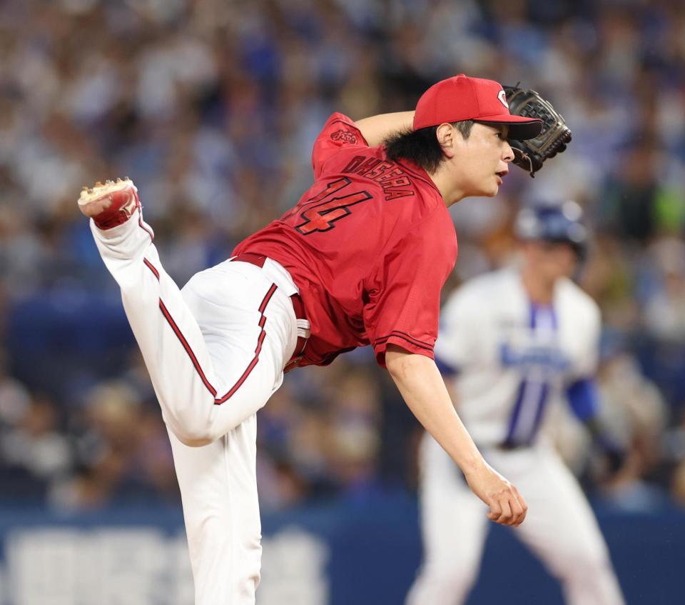 　力投する大瀬良（撮影・金田祐二）