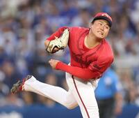 　力投する高（撮影・金田祐二）