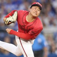 　力投する高（撮影・金田祐二）