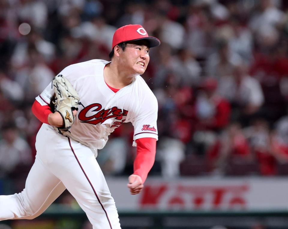 　巨人打線を相手に力投する高（撮影・立川洋一郎）