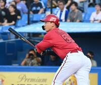 　２回、左前へバースデーヒットを放った大盛（撮影・園田高夫）