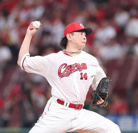 　先発し、力投する大瀬良（撮影・市尻達拡）