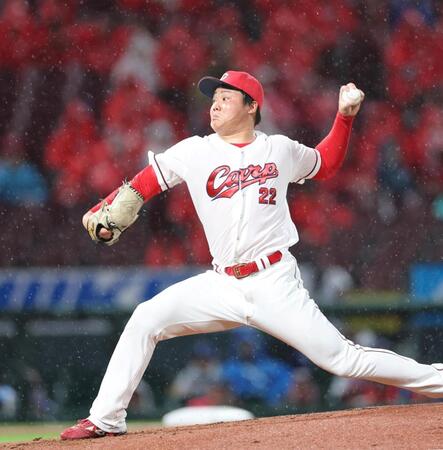 　雨の中、先発し力投する高（撮影・市尻達拡）