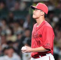 １回、投手の大竹に適時打を許し、険しい表情の森（撮影・田中太一）