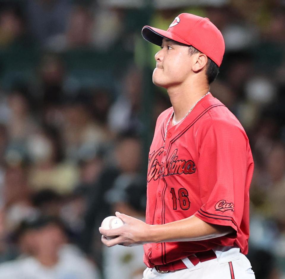 １回、投手の大竹に適時打を許し、険しい表情の森（撮影・田中太一）