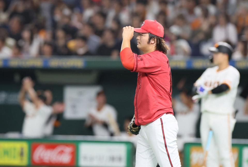 　１回、同点に追いつかれた床田（撮影・石井剣太郎）