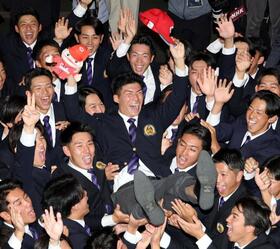 広島　日本ハムの達に間違われた男が同じ舞台へ　仏教大の赤木は達と天理の同級生　「４年間、達がいたから頑張れた」　８人兄弟の次男が家族へ恩返し