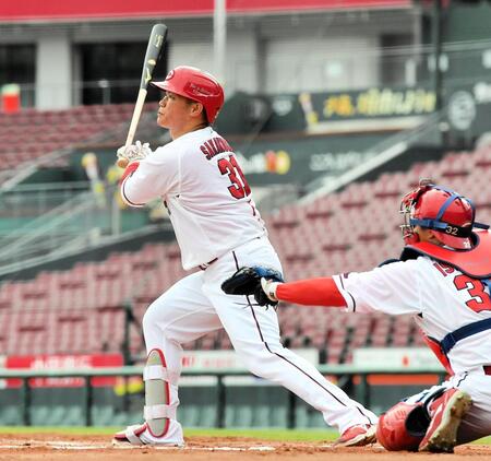 　シート打撃に参加した坂倉（撮影・畠山賢大）