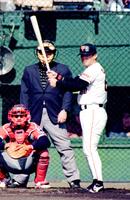 　落合博満氏の現役時代の打撃フォーム