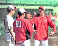 カープ0番　おそらく高コーチ あの出世番号、以前は“コーチ”の番号だった? ムードを変えた、後のMVP