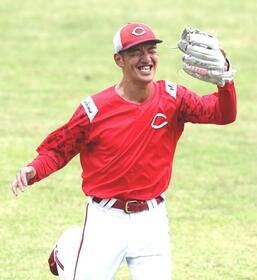 広島・矢野が５００万減の４８００万円で契約更改「打撃を何とかしないと。競争に勝つしかない」