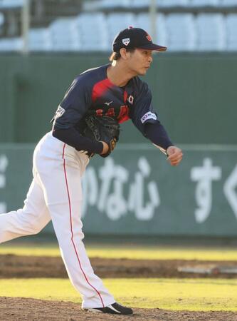 　９回、ピンチで登板し、試合を締める森浦（撮影・市尻達拡）