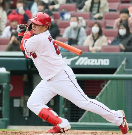 前広島・松山　トライアウトで３安打アピール成功　参加者最年長４０歳、現役続行目指す「どこに行っても僕はやるだけ」