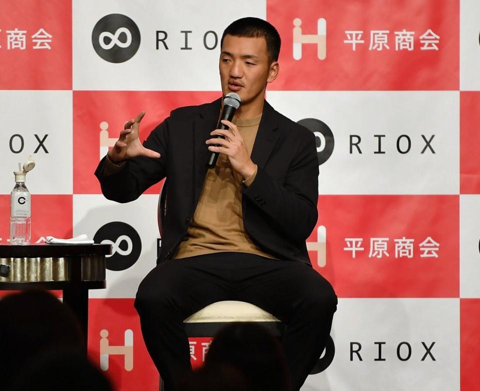 　トークショーに参加した矢野（撮影・畠山賢大）