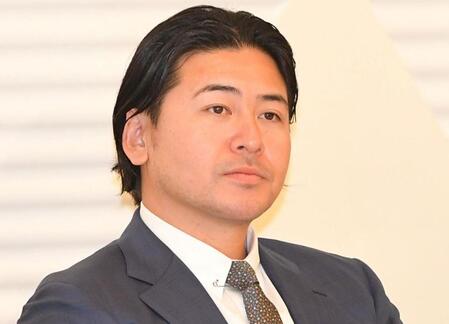 広島・会沢が減額制限超えの３０００万ダウン「仕方ない」２０年目の来季へ「試合に出たい」