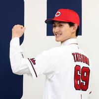 　現役ドラフトで加入し、活躍を誓う辰見（撮影・市尻達拡）