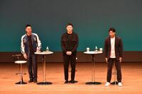 　トークショーを開催した（左から）秋山、柳田、福田氏