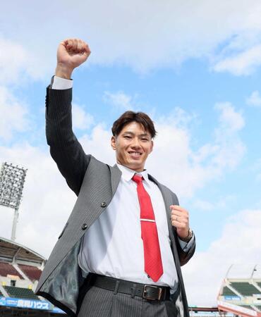 　今季の飛躍を誓う中村奨（撮影・市尻達拡）