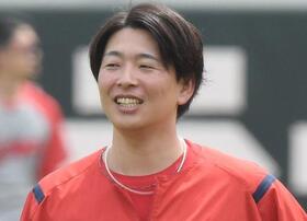 広島・大瀬良が自主トレ公開　右肘手術からの回復アピール「一切、不安はない」　同郷の育成ドラ２・岸本とも初交流