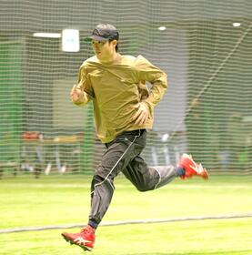 広島・森下暢仁が自主トレ公開で決意「最終的に優勝できるように、しっかり貢献できるように」照準は２・１０「そこに合わせて」