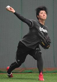 広島・益田　ツーシーム強化「バッターに絶望感与える投手に」昨秋実戦で１０戦連続０封　２３年サイド転向