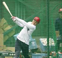 打撃練習する田村（撮影・北村雅宏）