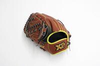 床田が今季使用する試合用グラブ①（ザナックス社提供）