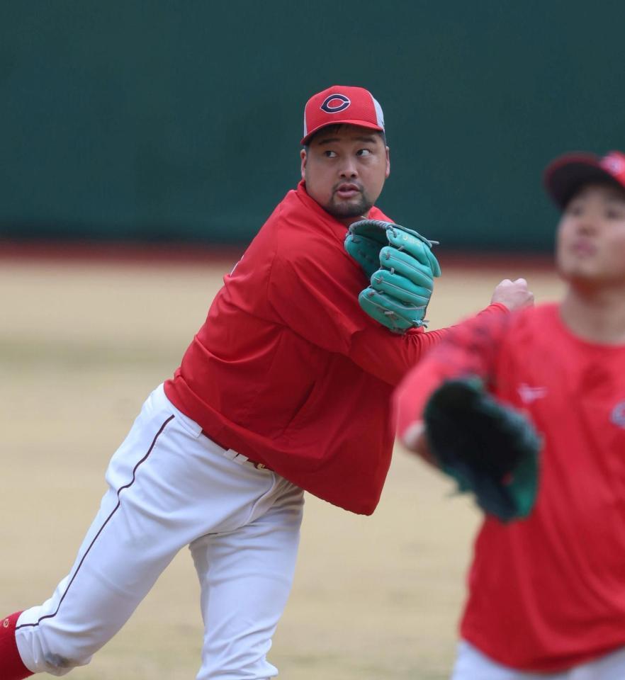 練習を切り上げた中崎（撮影・北村雅宏）