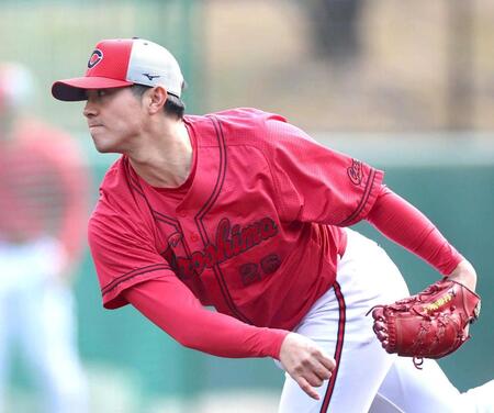 シート打撃に登板し、力投する益田（撮影・北村雅宏）