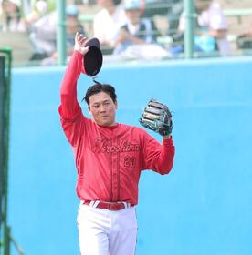 広島・新井監督が先発転向の栗林を評価「良い表情をしている」　躍進劇続くドラ１・平川には「これ以上言いようがない」