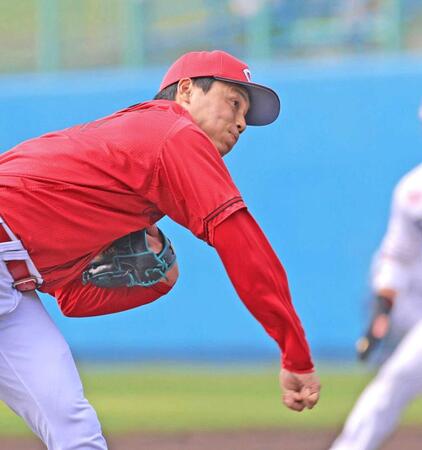 先発し力投する栗林（撮影・北村雅宏）
