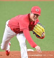 力投する広島先発の森下（撮影・飯室逸平）