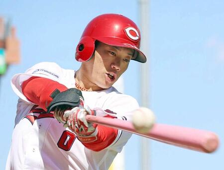 打撃練習する勝田　